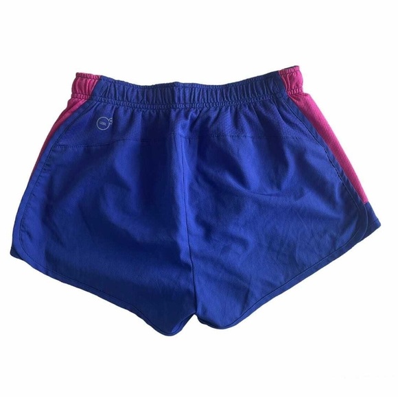 Limited Edition Puma Running Shorts - Picture 2 of 3